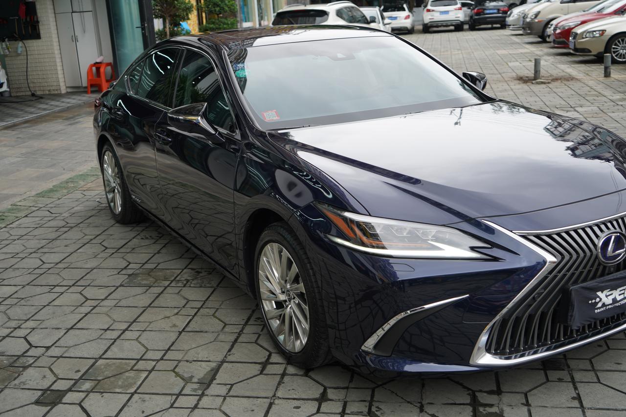 今日交车一台 雷克萨斯es300h 原车漆:宝石蓝 全车装贴