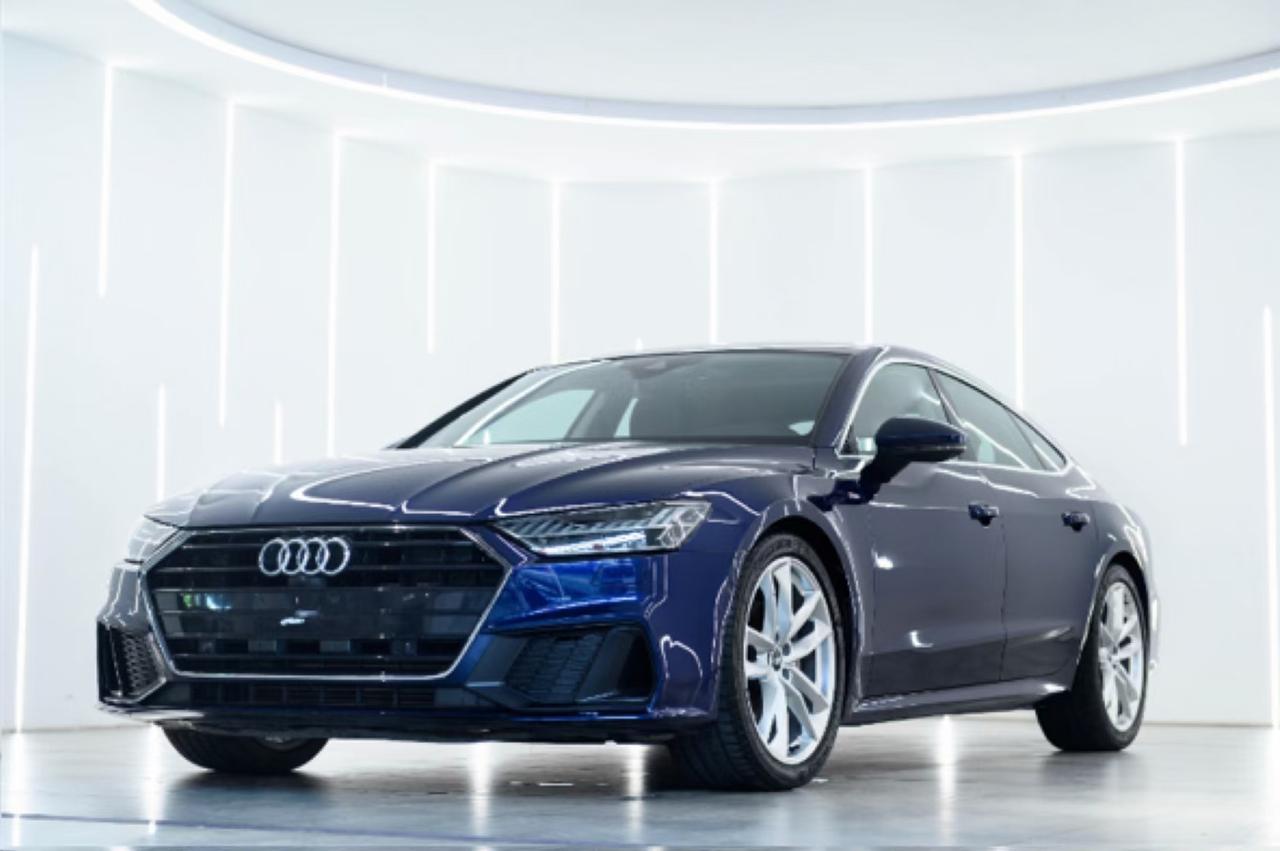 audi a7sportback纳瓦拉蓝个性化选配20寸a