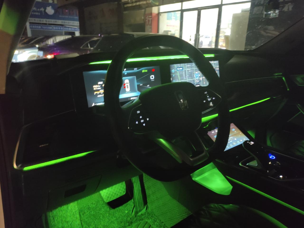 奔腾t99国内最强氛围灯改装