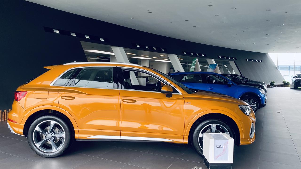 4t 时尚动感型 鎏金橙 现车_奥迪q3车友圈_懂车帝