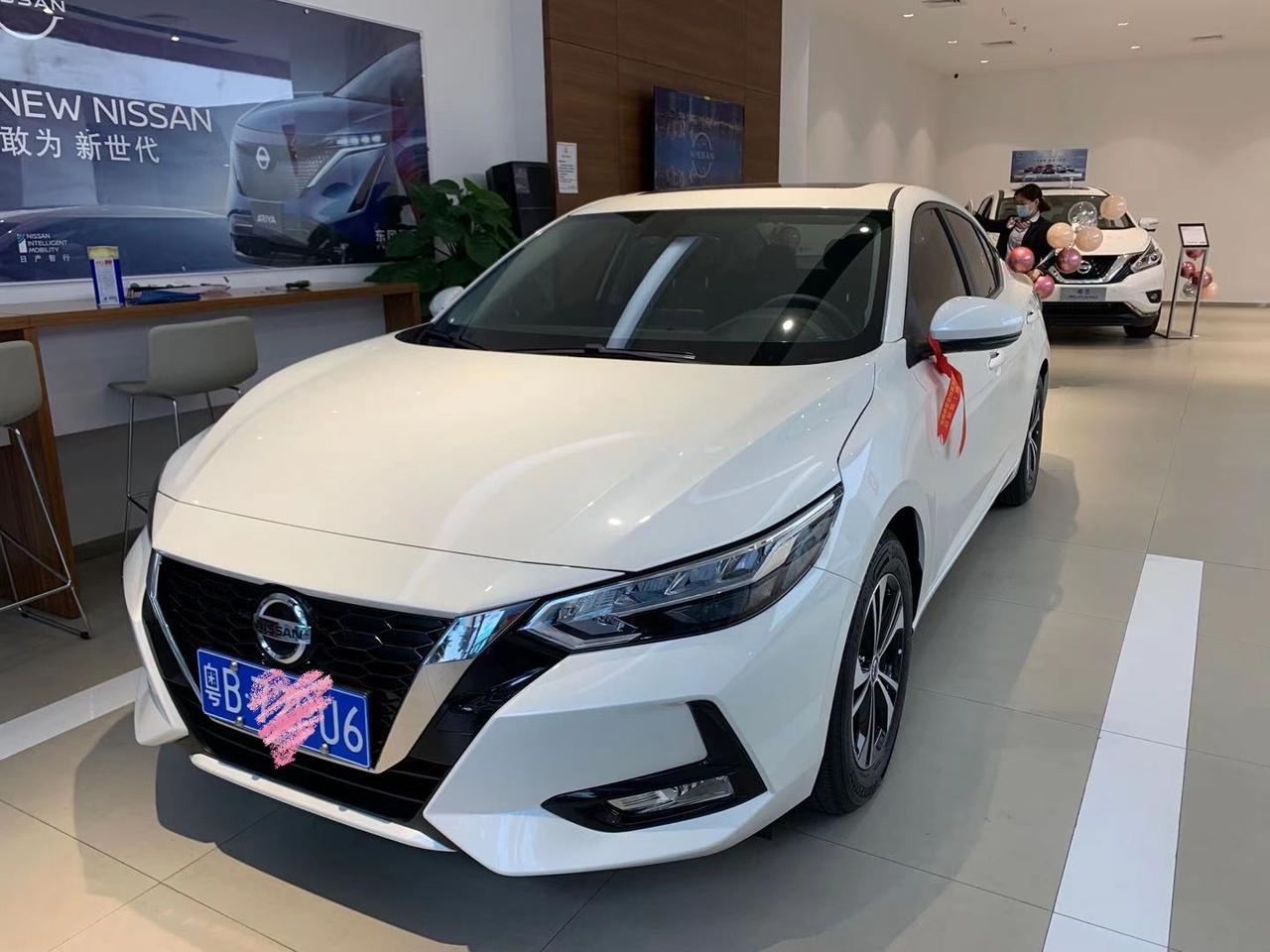 今天提车了,14代轩逸悦享版白色,求组织!求组织!求组织!深