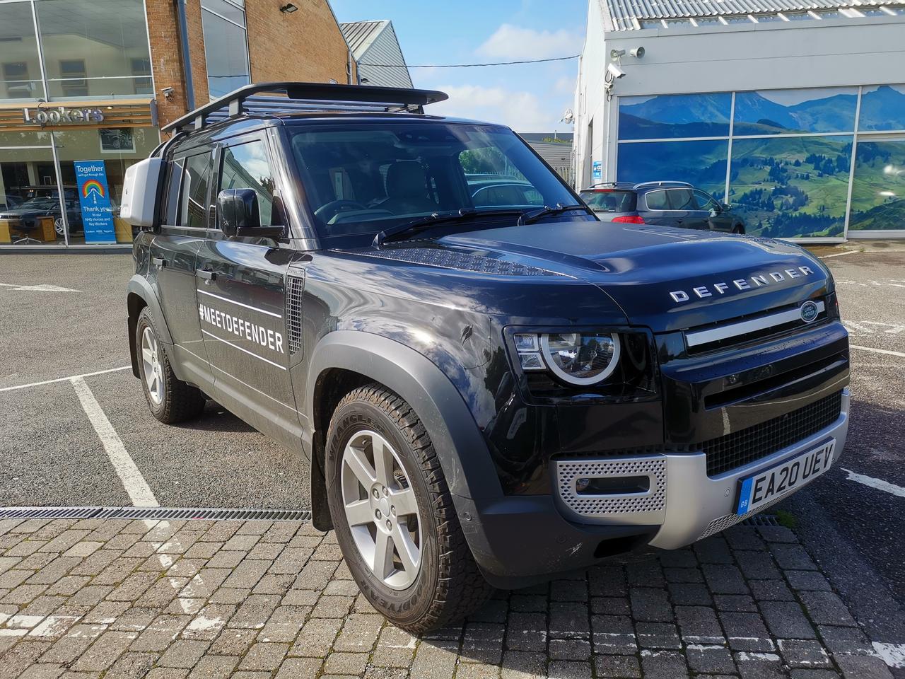 英国试驾路虎卫士d240有兴趣的朋友可以在评论里聊聊