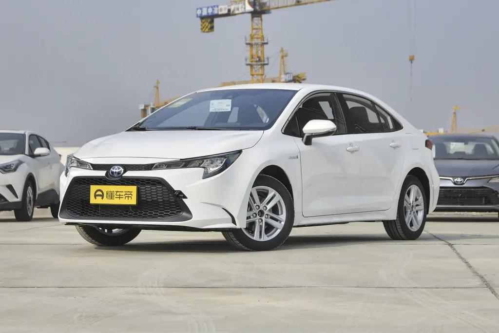 2021款 丰田雷凌豪华版,落地多少?首付要给多少,跟销售谈