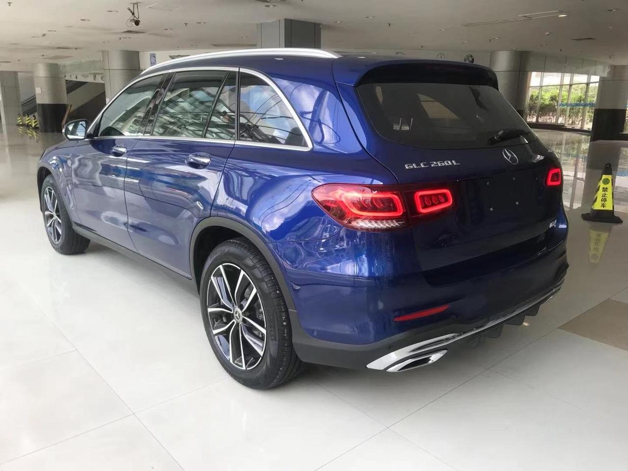 奔驰glc260l豪华版