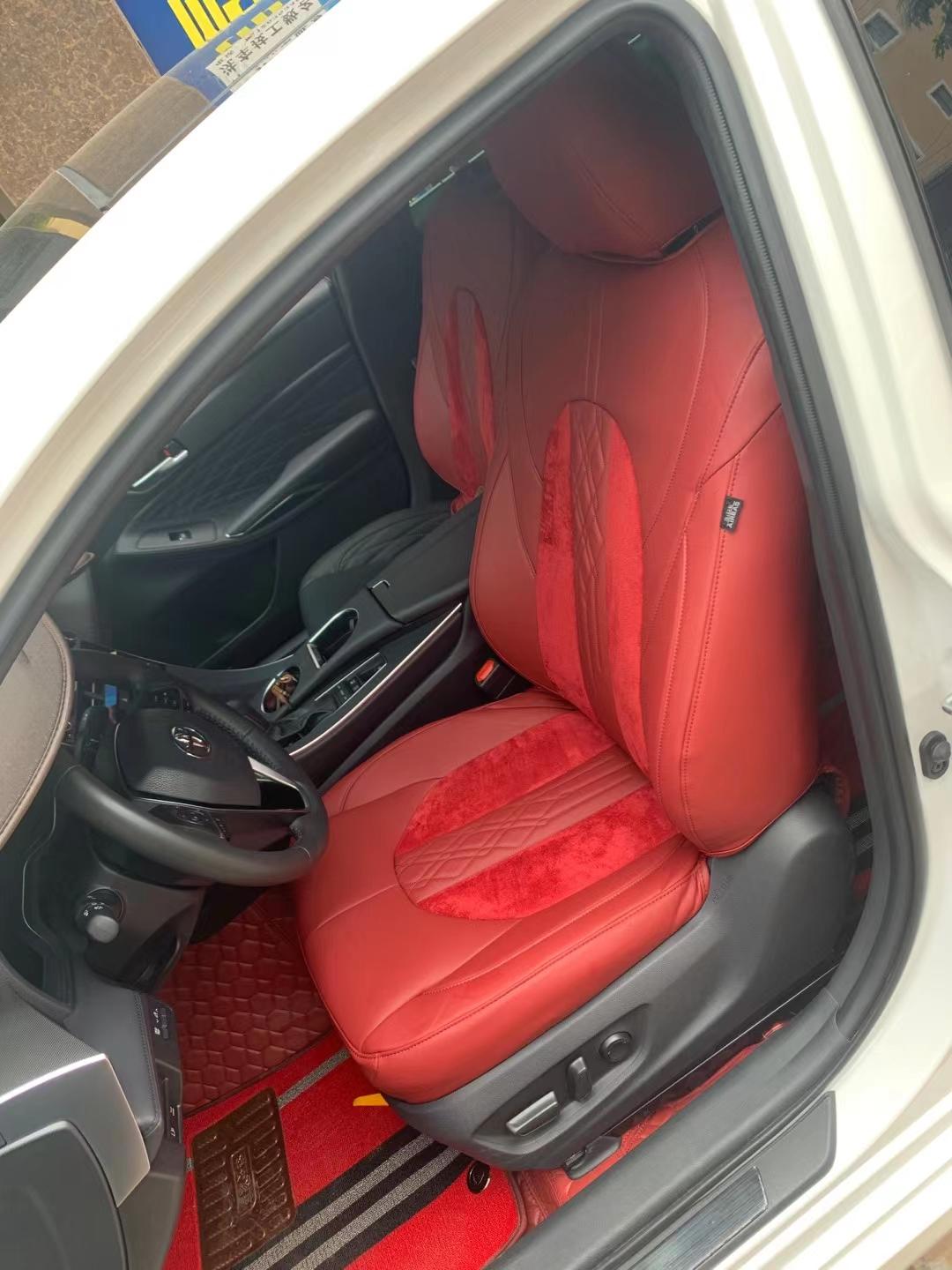 亚洲龙内饰微改