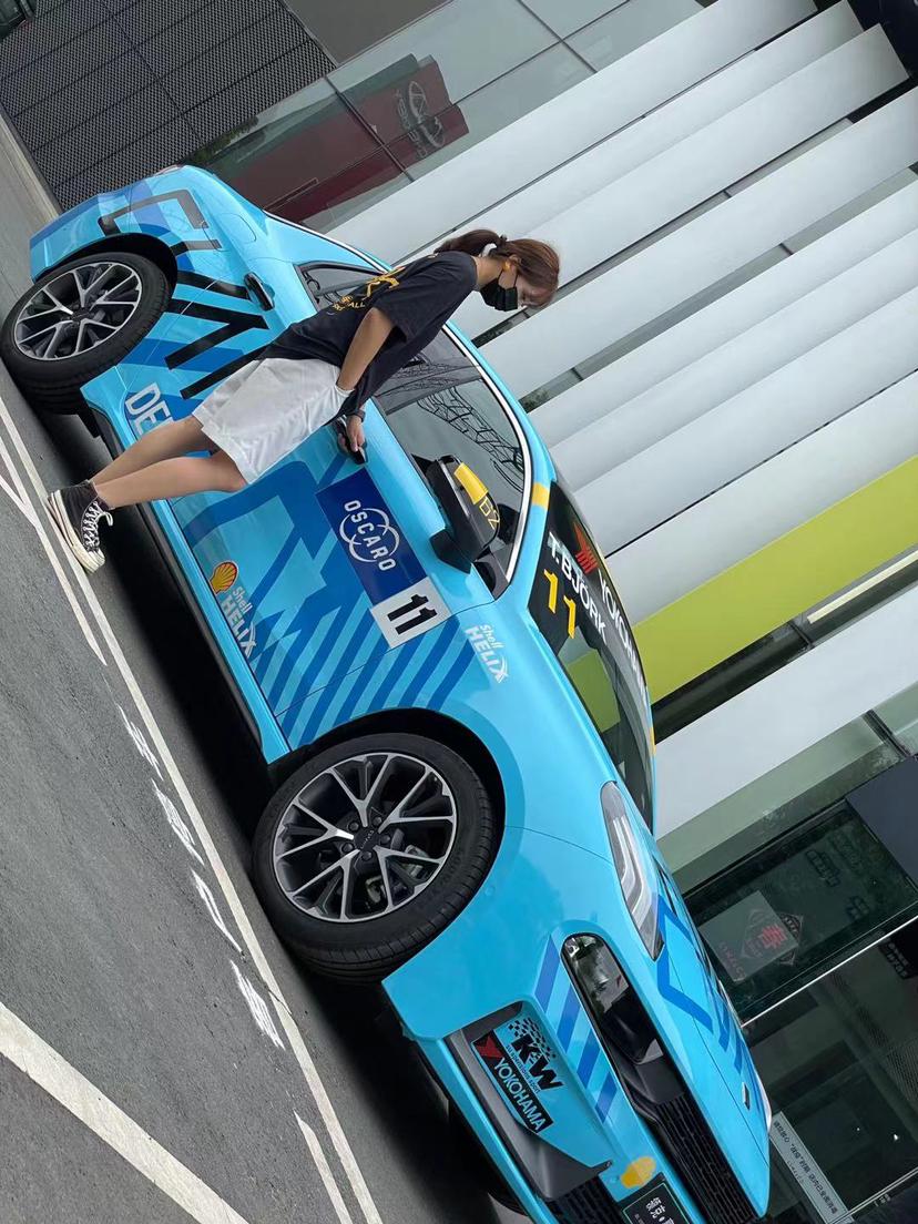 领克03 cyan冠军蓝!后面贴膜的帅不?定位襄阳_懂车帝