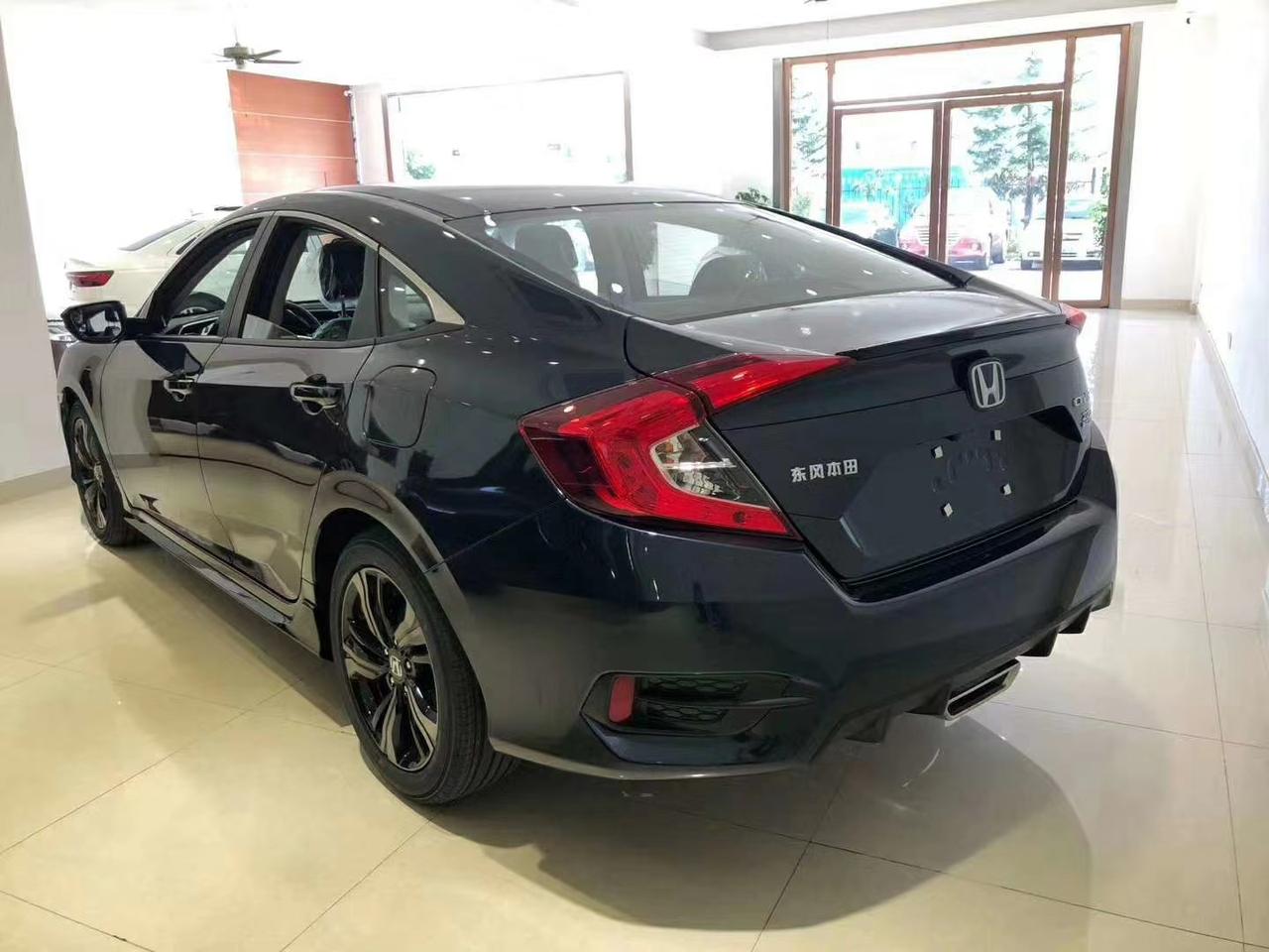 思域劲暗金蓝现车哦