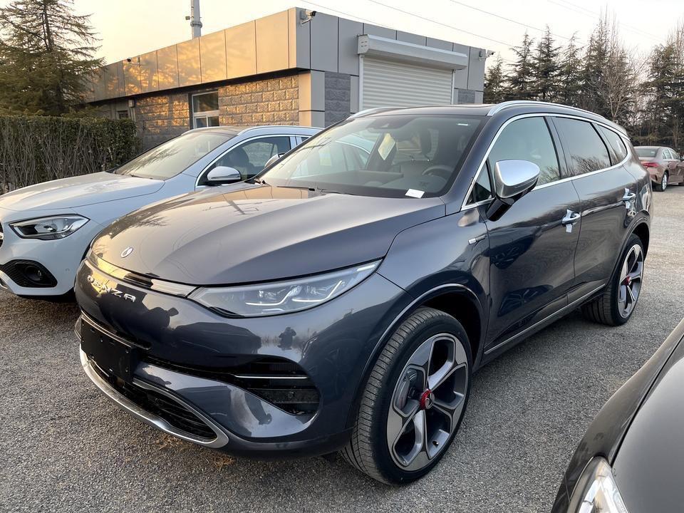 坐标苏州腾势x插电式混动