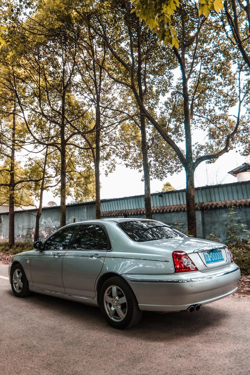 人生第一辆车国产小宾利mg7