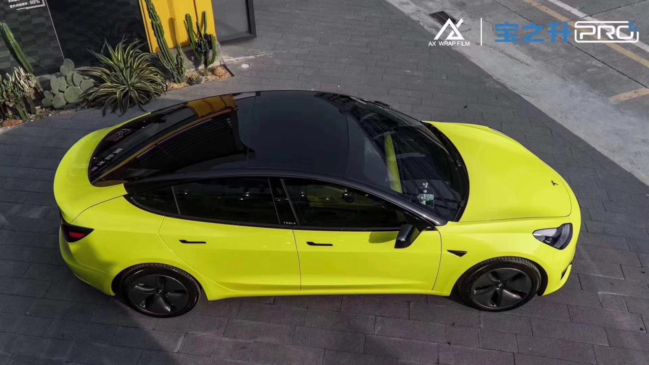 特斯拉 model 3 亮柠檬黄亮黑悬浮车顶敬请鉴赏_懂车帝