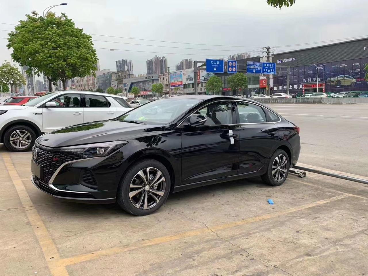 逸动plus黑色一台 难能可贵的颜色先到先得_逸动车友圈_懂车帝