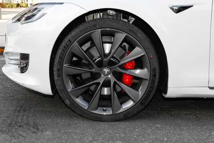 特斯拉models21轮毂