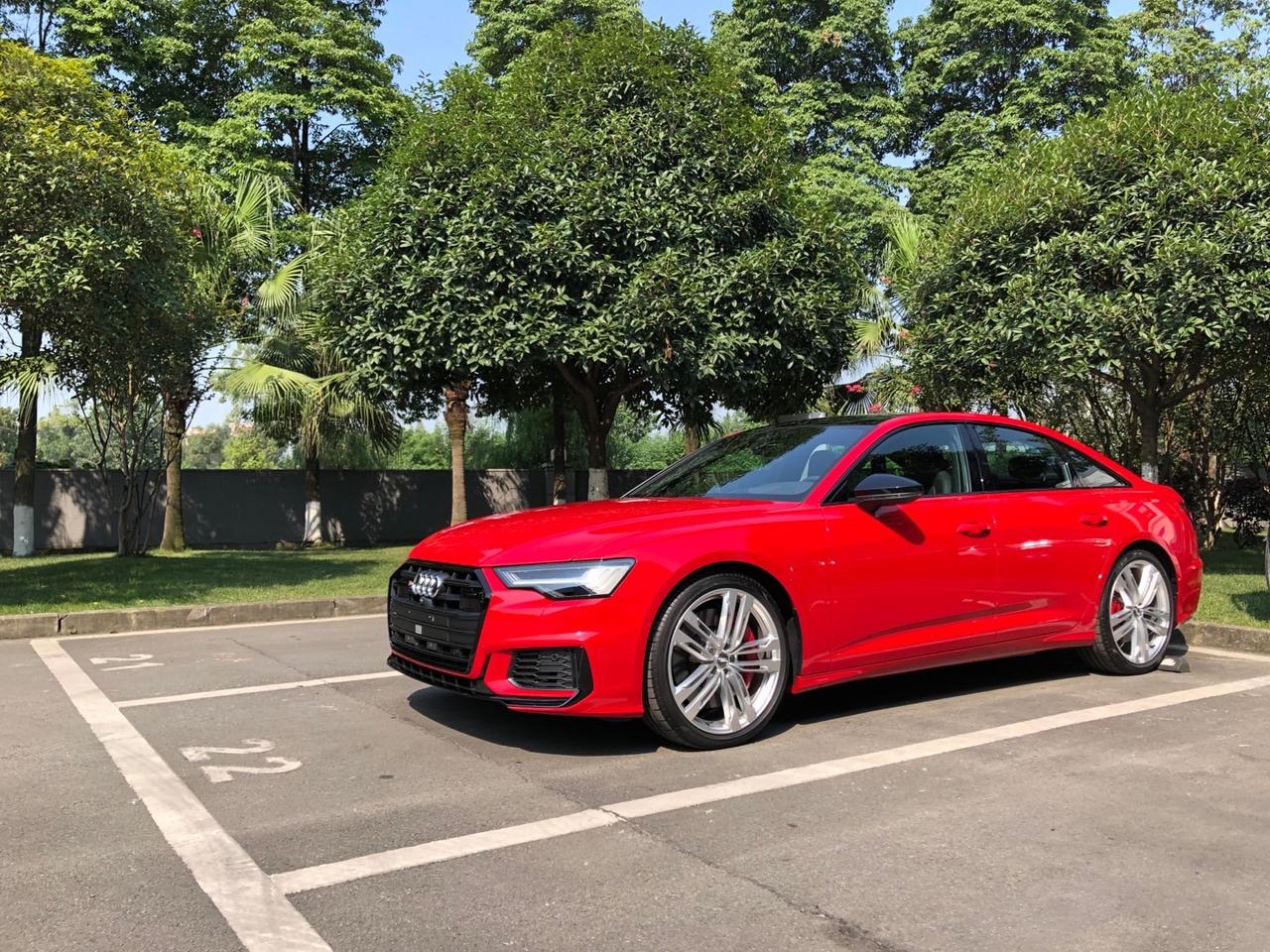 不走寻常路,成都唯一红色s6_奥迪s6车友圈_懂车帝
