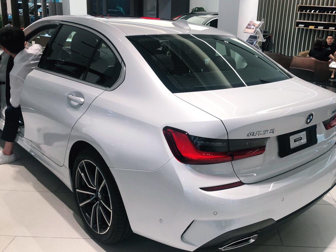 中年人怒提宝马325li运动_宝马3系车友圈_懂车帝