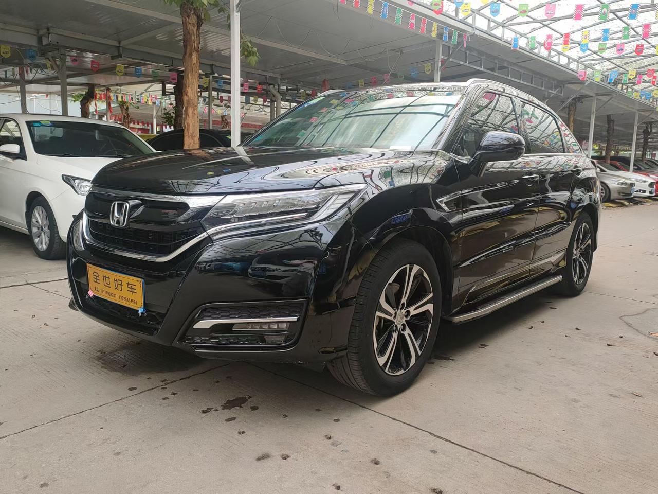 本田urv两驱370尊贵