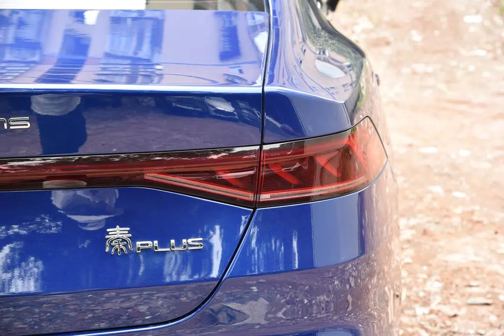 比亚迪秦plusdmi蓝色车型最新照片