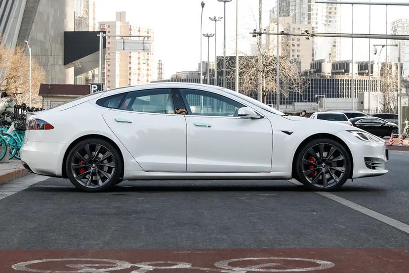 特斯拉models21轮毂