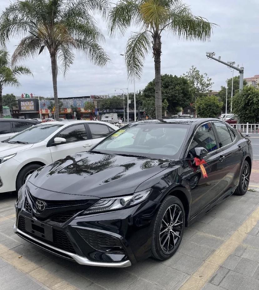 终于下定拿下双擎凯美瑞锋尚版冲