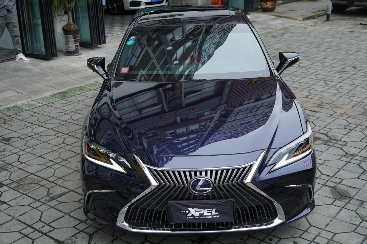 今日交车一台 雷克萨斯es300h 原车漆:宝石蓝 全车装贴