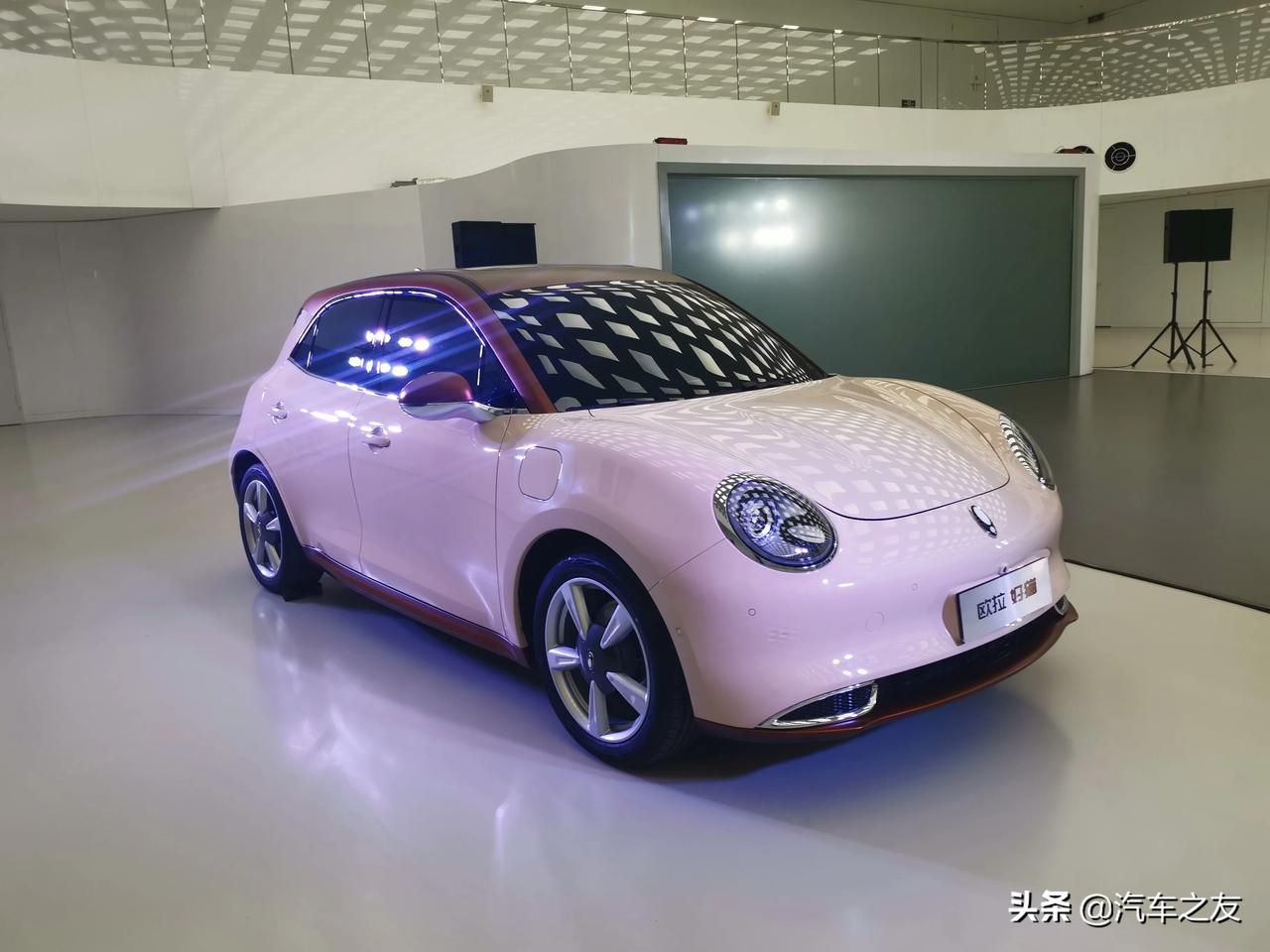 但是太像保时捷甲壳虫了喜胡哥种树纳凉保时捷mini甲壳虫哈弗上将这个