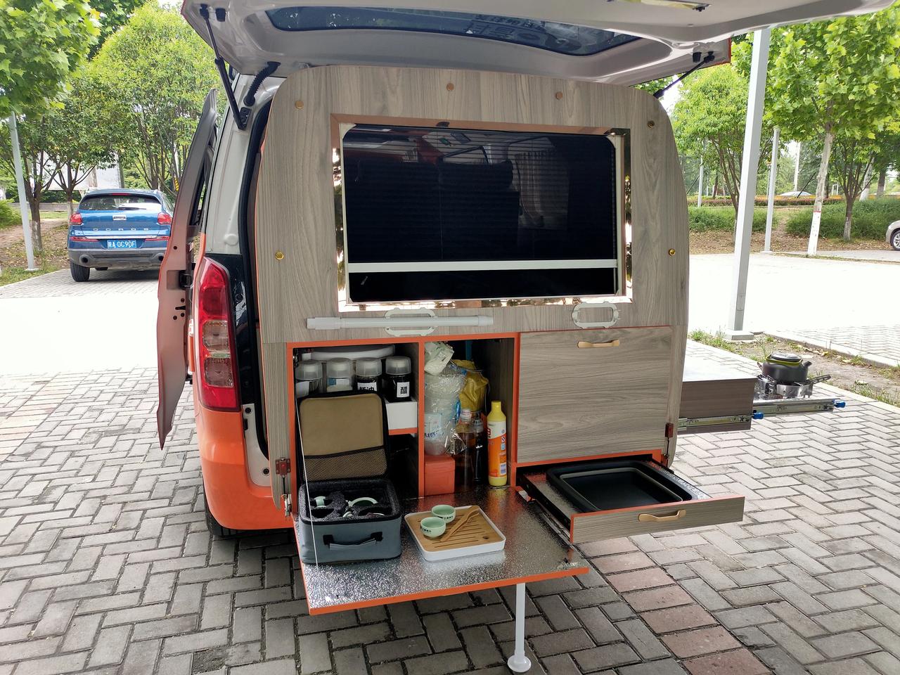 开着我的五菱小床车去旅行