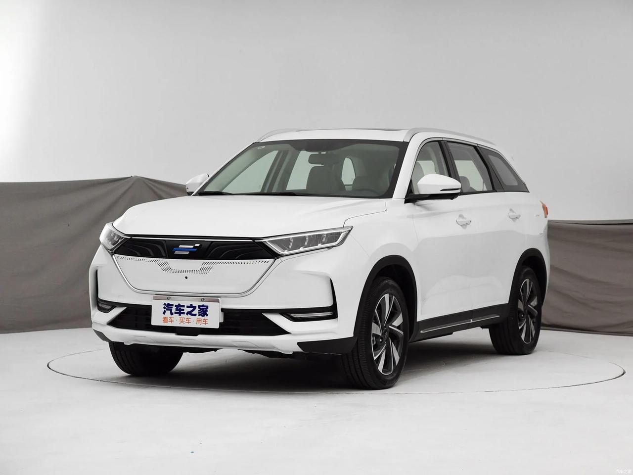 新能源推荐欧尚x7ev07豪华1699万白色裸车1089万成交