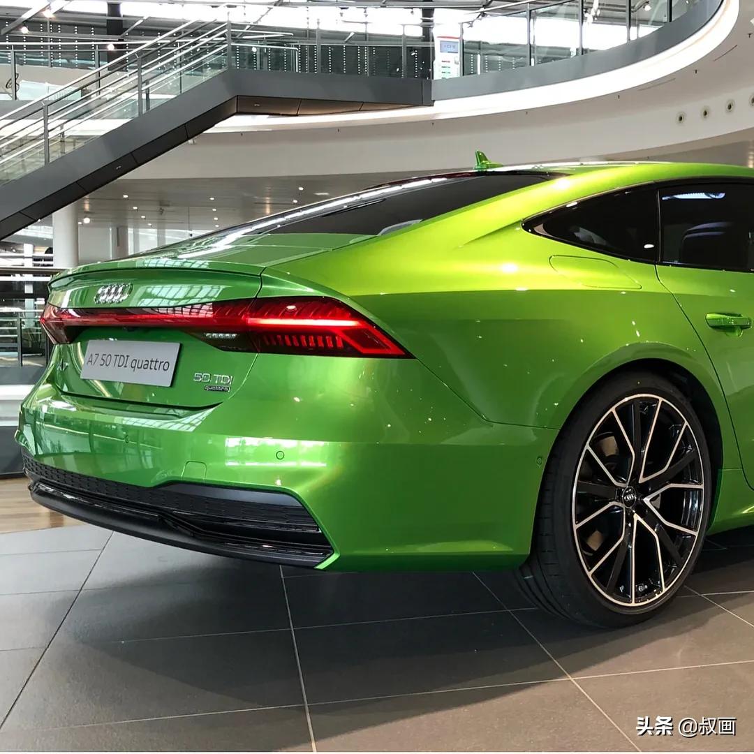 问问如果我们跟德国定制一台这个颜色的奥迪a7汽车回来大家会买吗