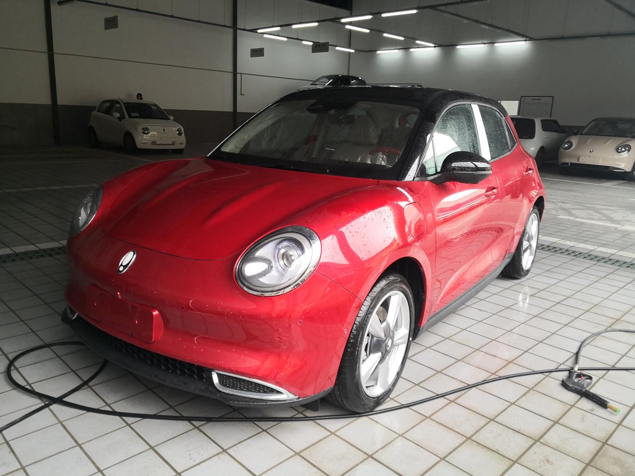 欧拉好猫高跟红配黑顶新鲜出炉啦