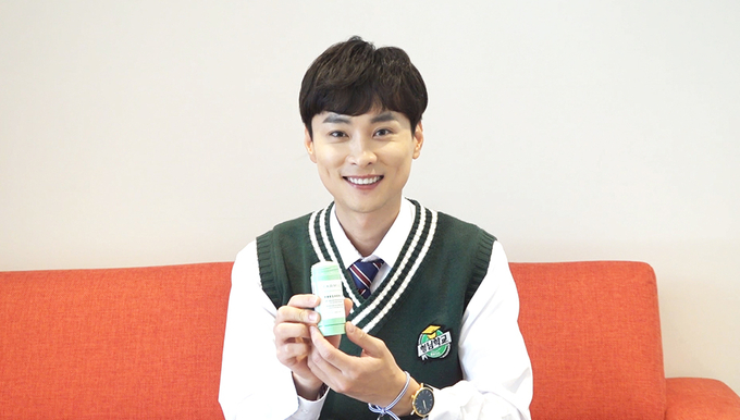 当年那么火爆的闵京勋为什么一日之间销声匿迹了呢?