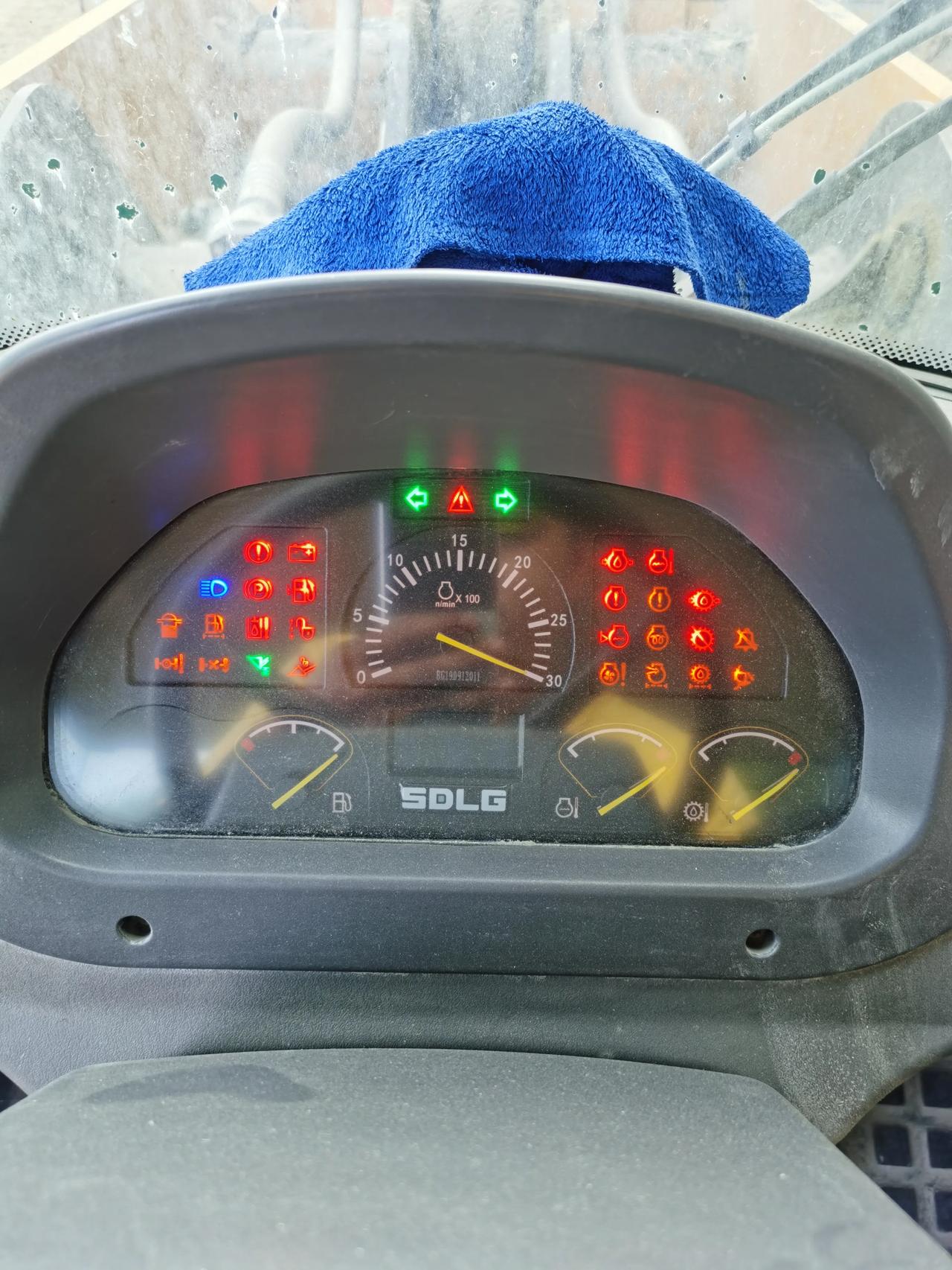 山东临工50装载机这些报警故障灯能认识全不