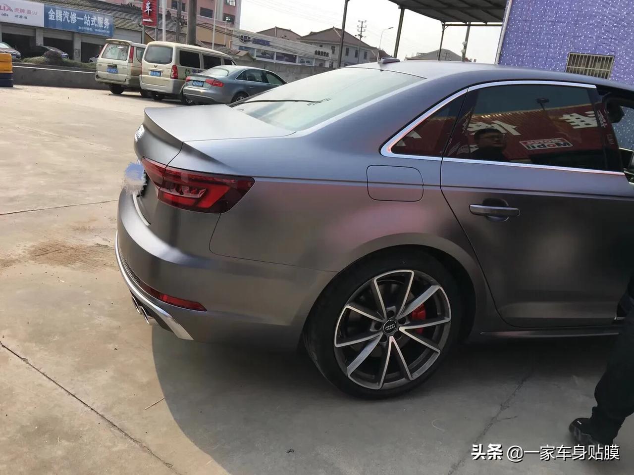 奥迪s4全车电光金属灰完工原厂漆审美疲劳了就换一个颜色又美观又保护