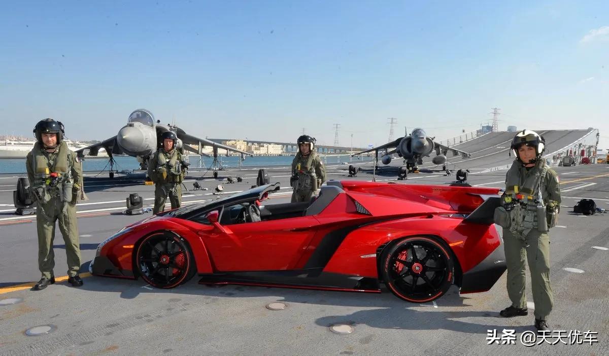 汽车##兰博基尼##街拍#最有排面的拍照!兰博基尼"毒药