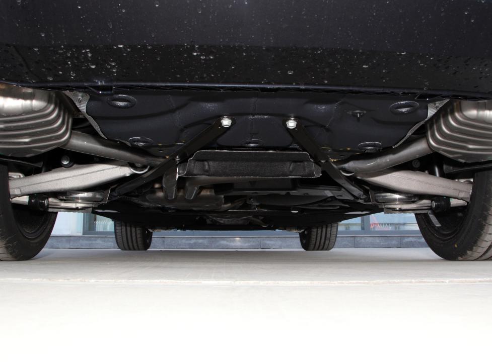 沃尔沃s90在c级车里比较尴尬,比上不足,比下更没有同级车的