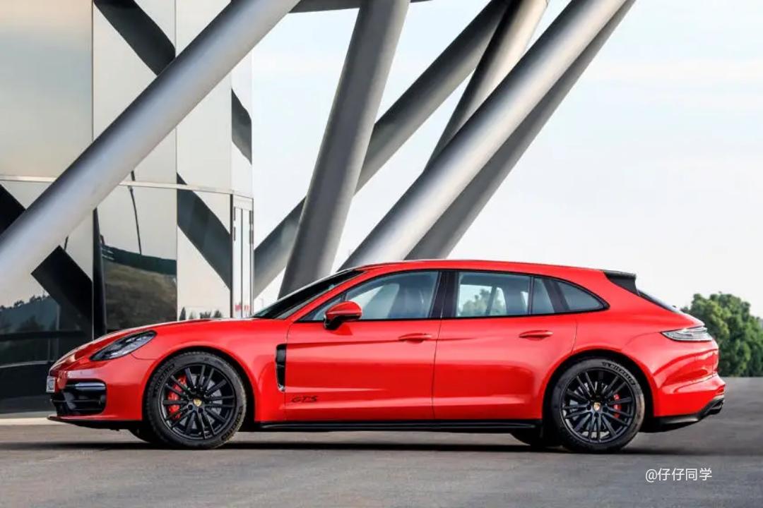 最美旅行车 2022款保时捷帕拉梅拉sport turism