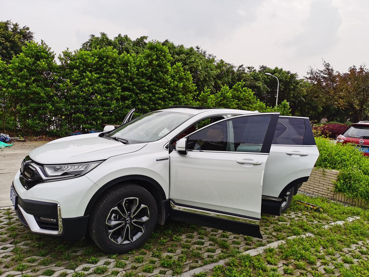 人生第二台车车crv混动净驰版