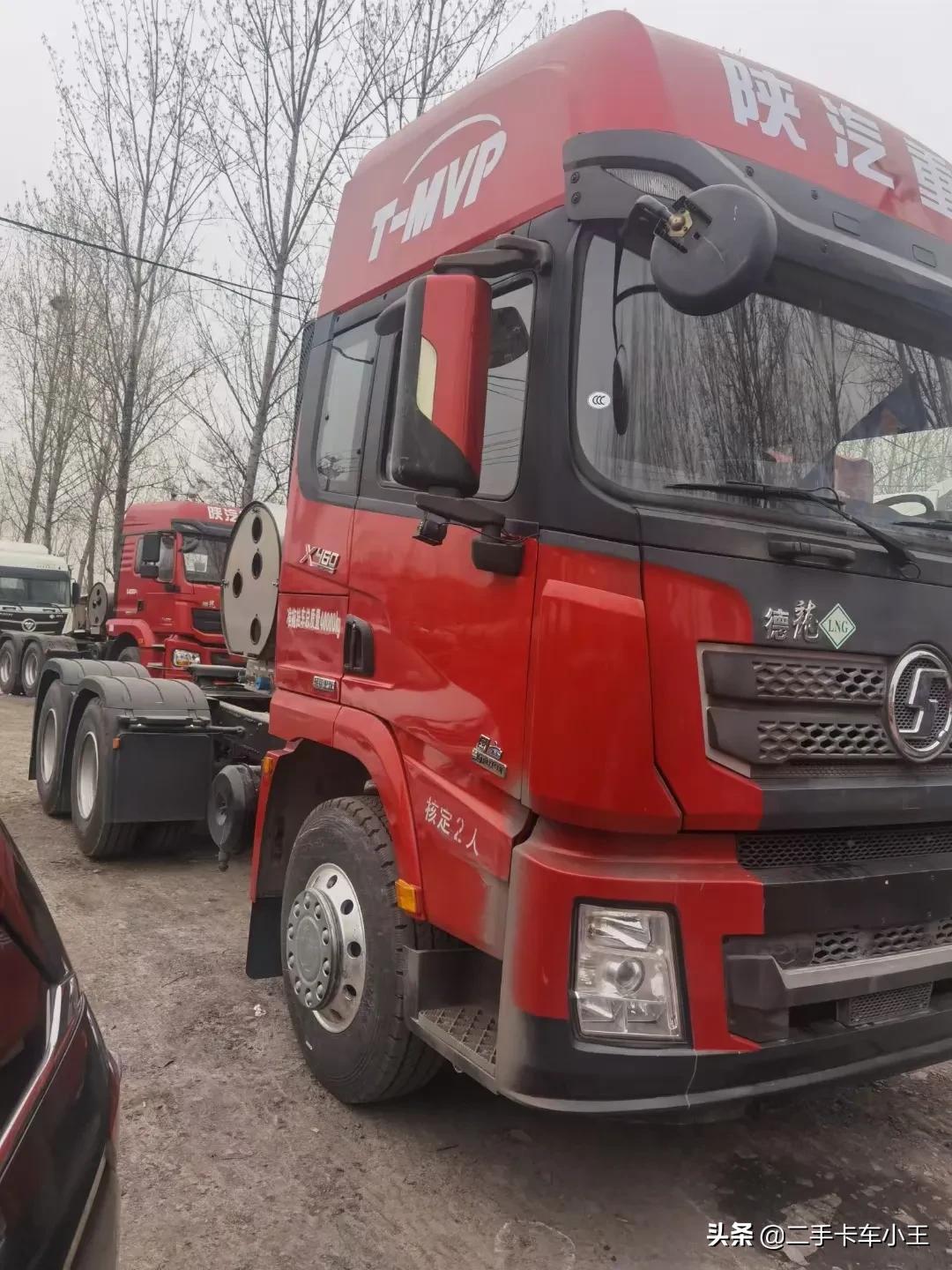 天然气车!德龙x3000一台 460马力