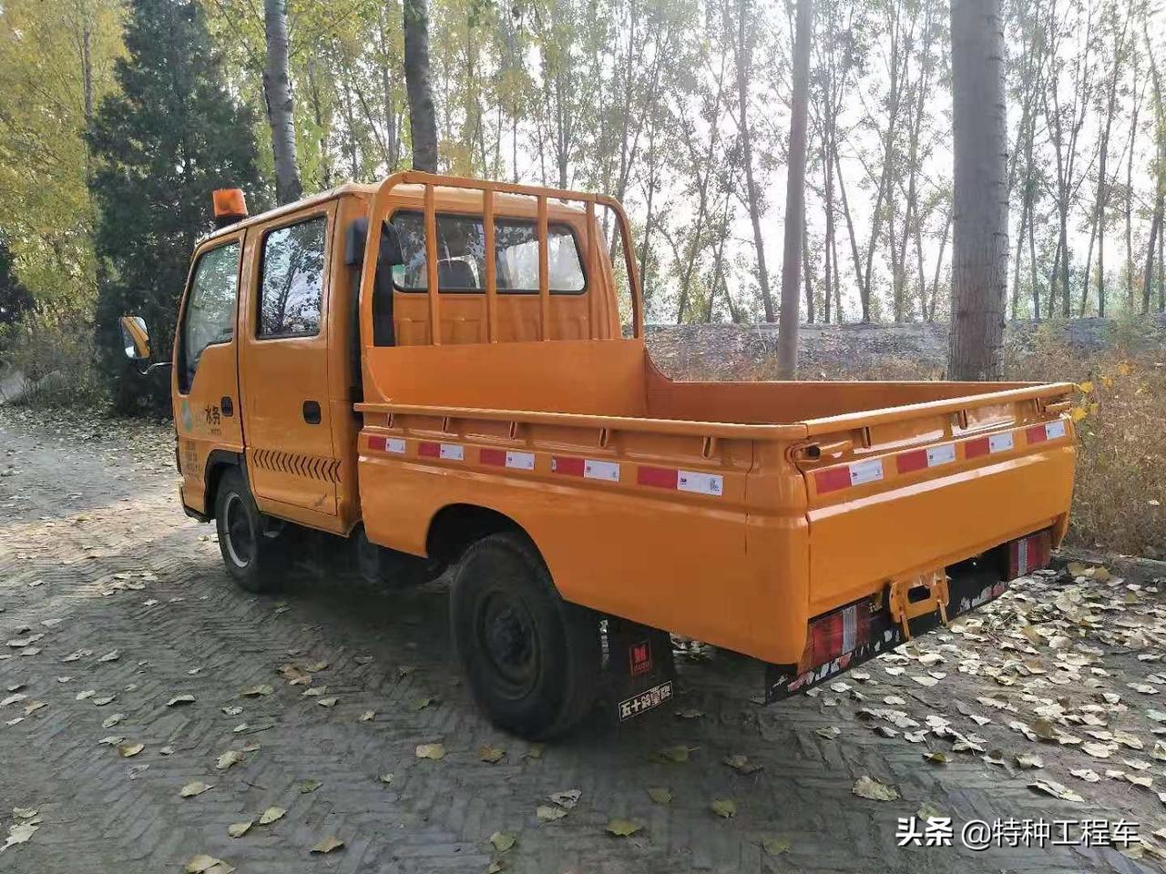 新到极品五十铃双排单轮小货车马槽21米内饰崭新空调冻人小车太棒太新