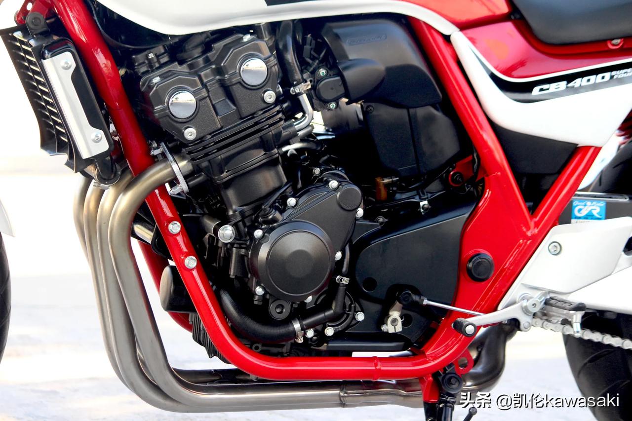 2012年本田cb400vtec威特4代红色车架纪念版