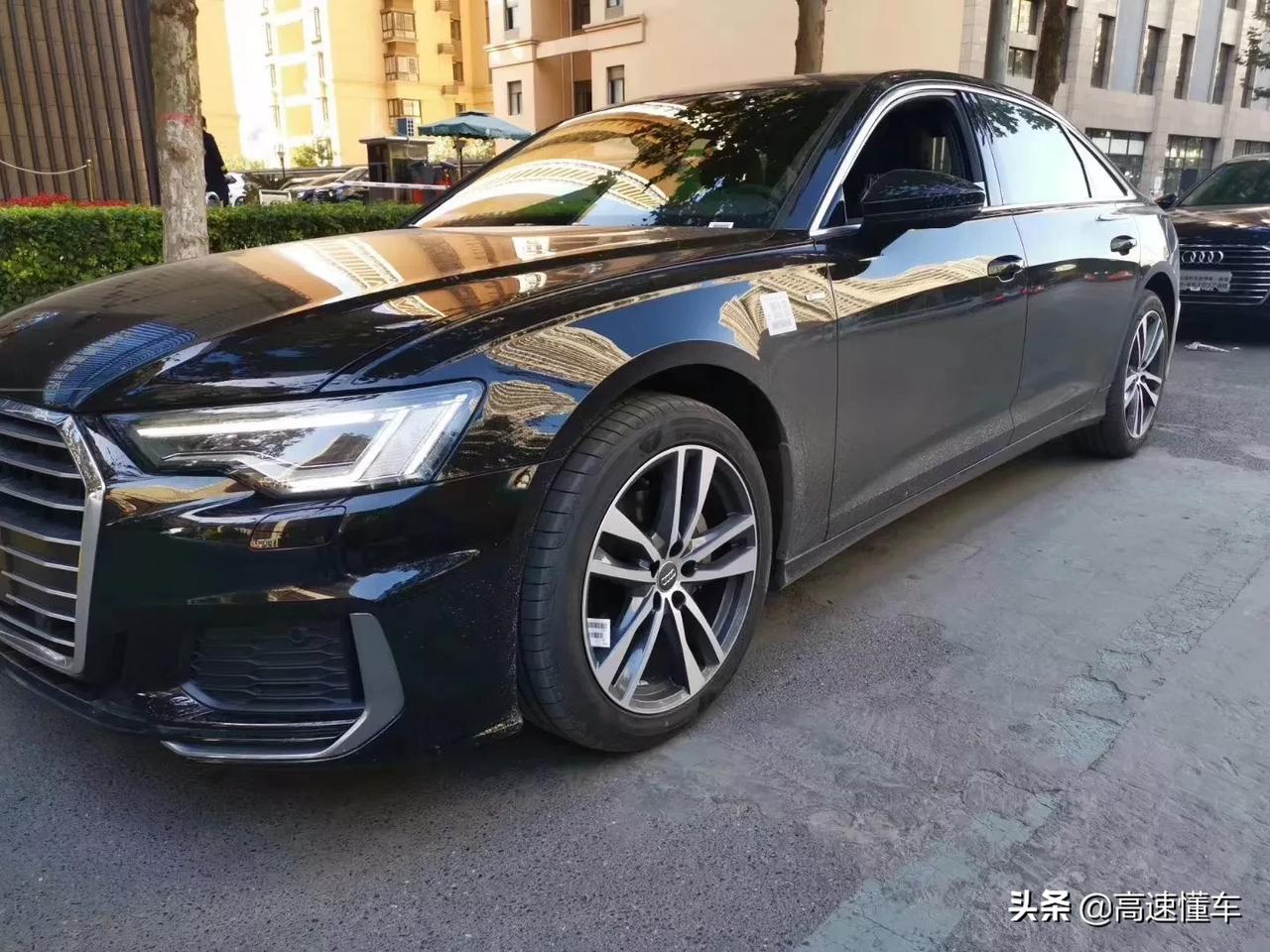 19款19年奥迪a6 抵押银行 手续齐全 一口价21.5万