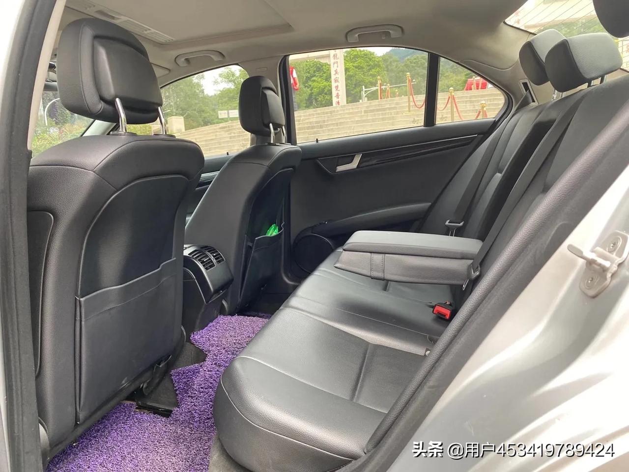 2013年奔驰c18018t手自一体七万六公里自动18t七速手自一体带倒车影像