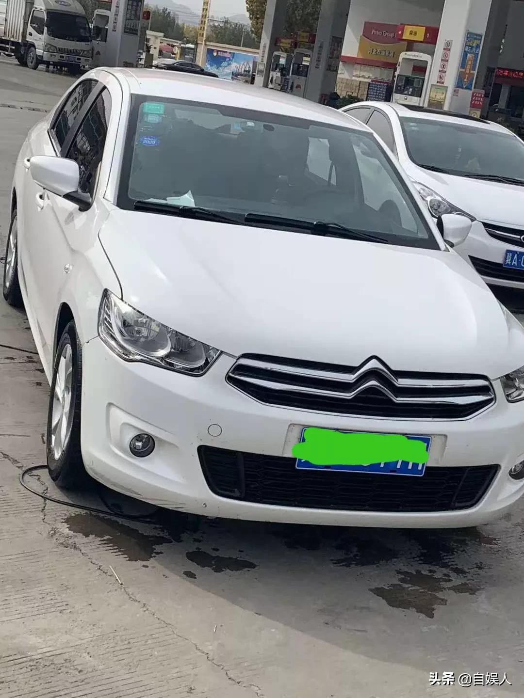 14年上牌雪铁龙301全车都是原车漆换了四条韩泰轮胎右下摆臂其他都是