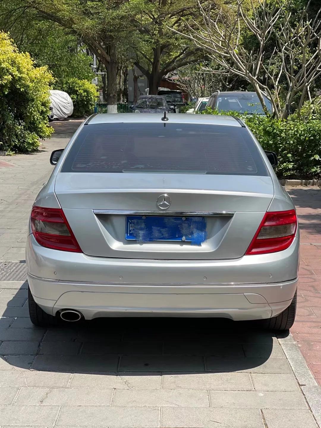 09年奔驰c200自动1.8t车子要出手换车了,天窗,真皮座