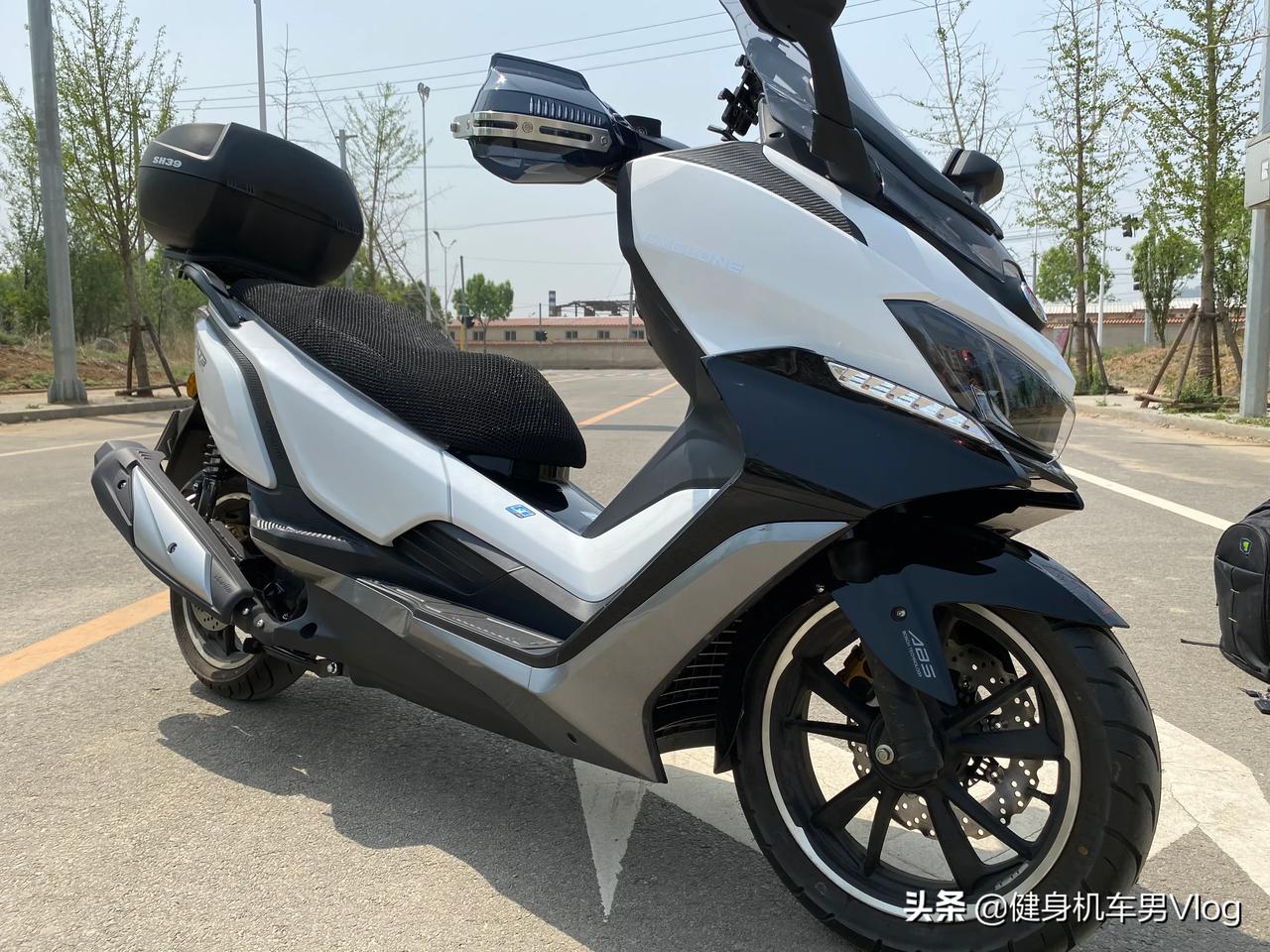 玩转生活就要x#宗申赛科龙rt3踏板摩托车,车主第一视角用