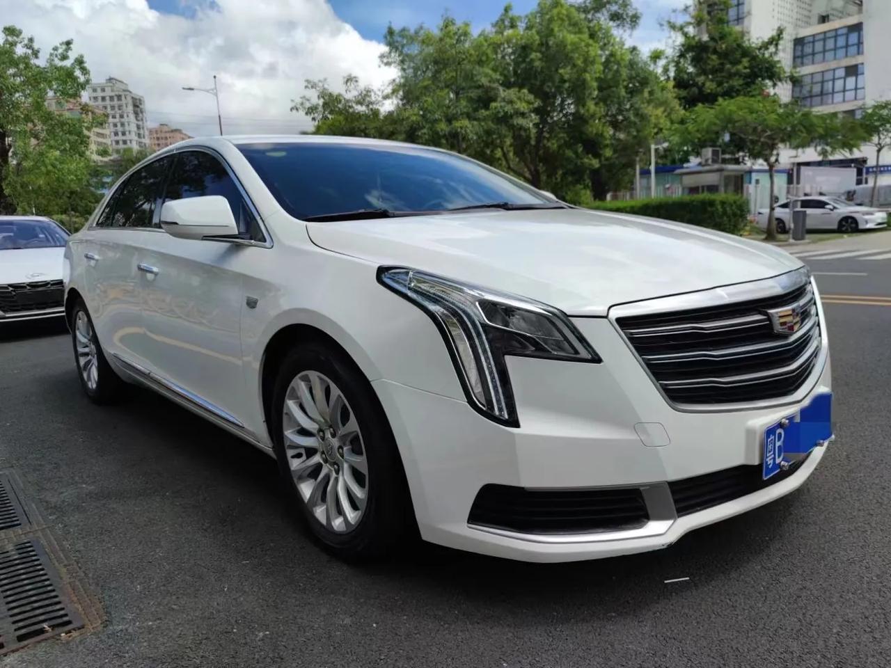 来一台休闲会所大哥座驾深圳牌新到18年718款极品凯迪拉克