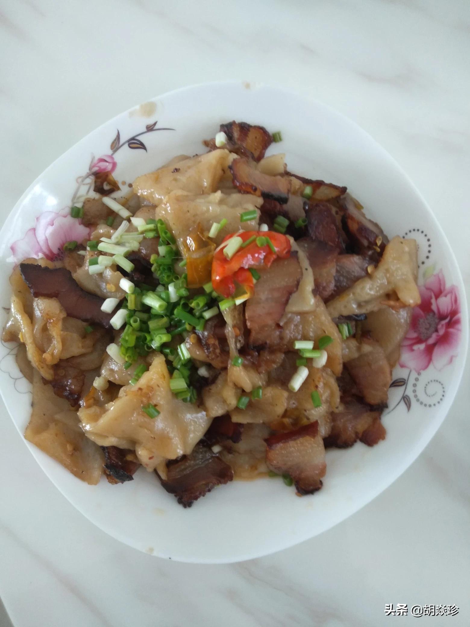 苕皮回锅肉怎么做_苕皮回锅肉的做法视频_豆果美食