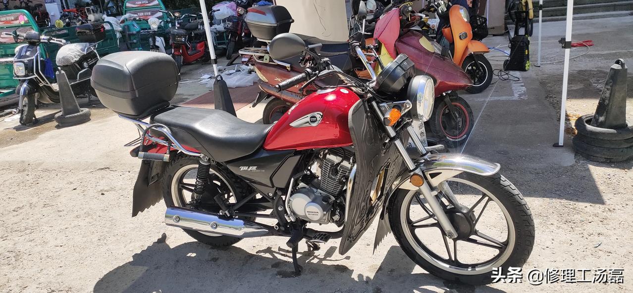 我买过最好的摩托车,就属这辆新大洲本田锐猛125,提速小飞刀