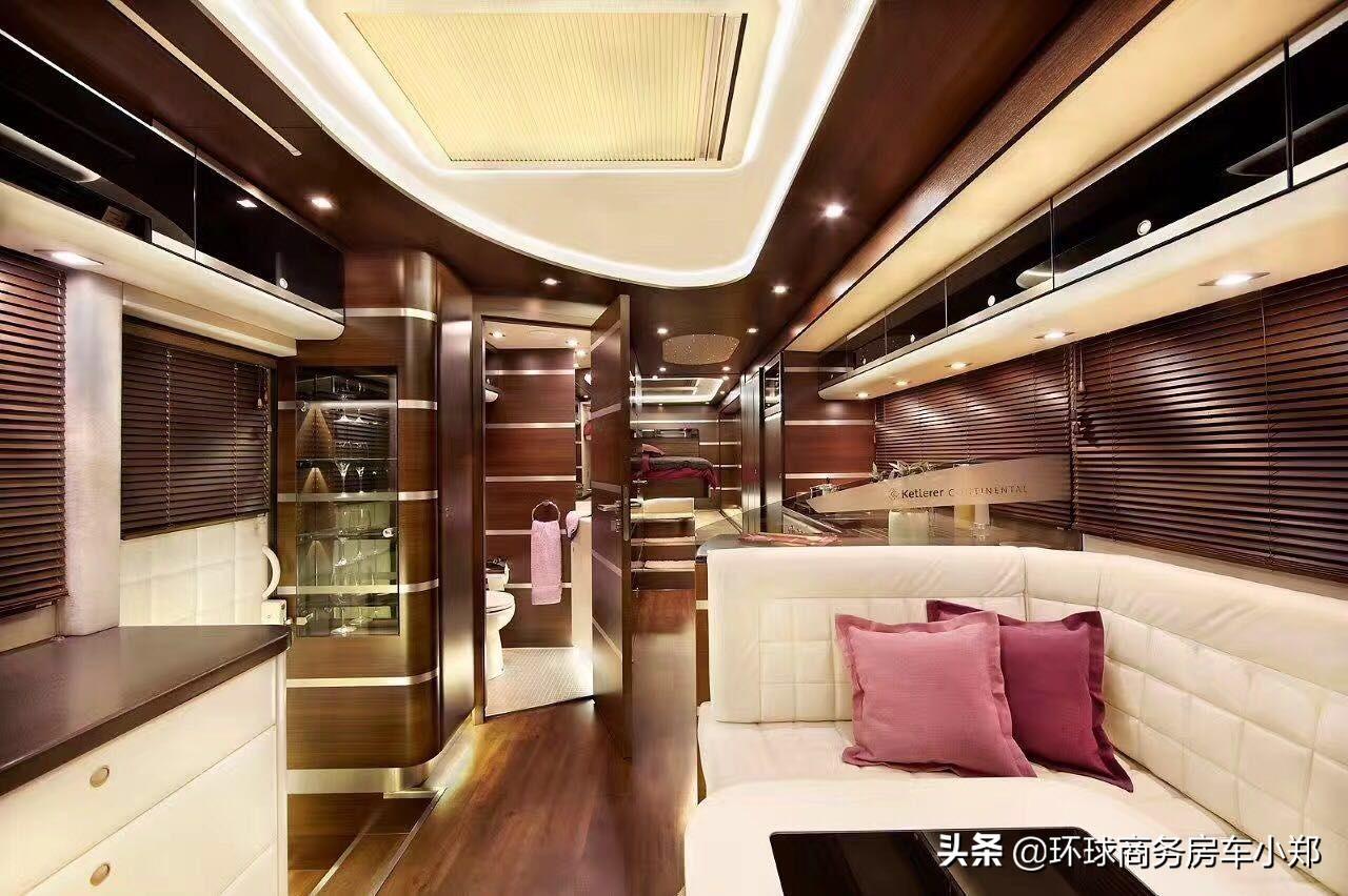 豪华奔驰大巴房车a型大巴房车就是大