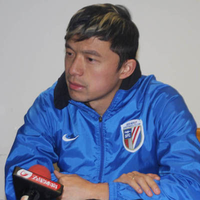 谢晖的偶像是华尔街大亨股神巴菲特,1997年,谢晖读到巴菲特的名著投资