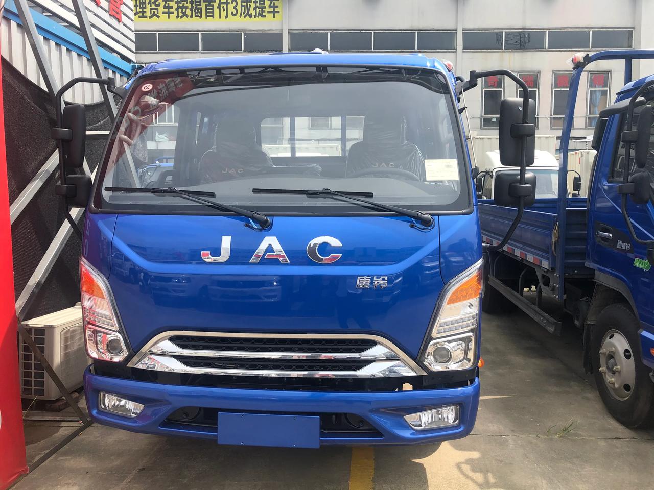 康铃j5国六排半整车现车到店