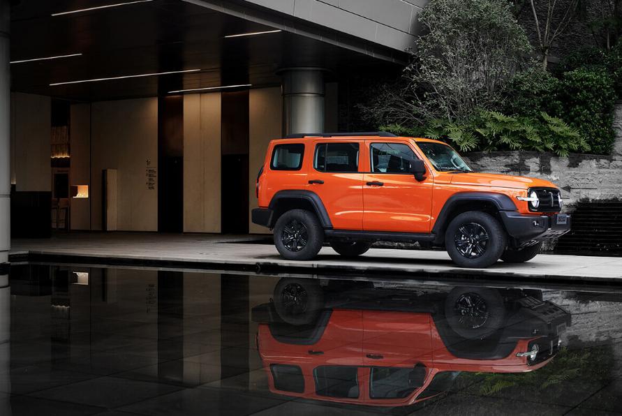 这款车俘虏了99%的男人的心,长城坦克t300,聊几个不为人